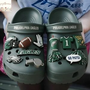 Philadelphia Eagles Crocs With Charm