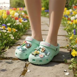 Spring Crocs With Chrams